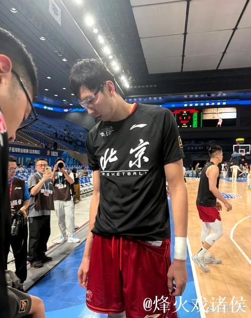 周琦砍下15+9,北京北汽大胜新疆伊力特 周琦砍下15+9,北京北汽大胜新疆伊力特