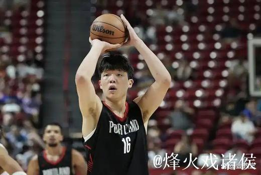 杨瀚森爆发表现:31分钟砍下18分10篮板4助攻,进攻果断高效! 杨瀚森爆发表现:31分钟砍下18分10篮板4助攻,进攻果断高效!